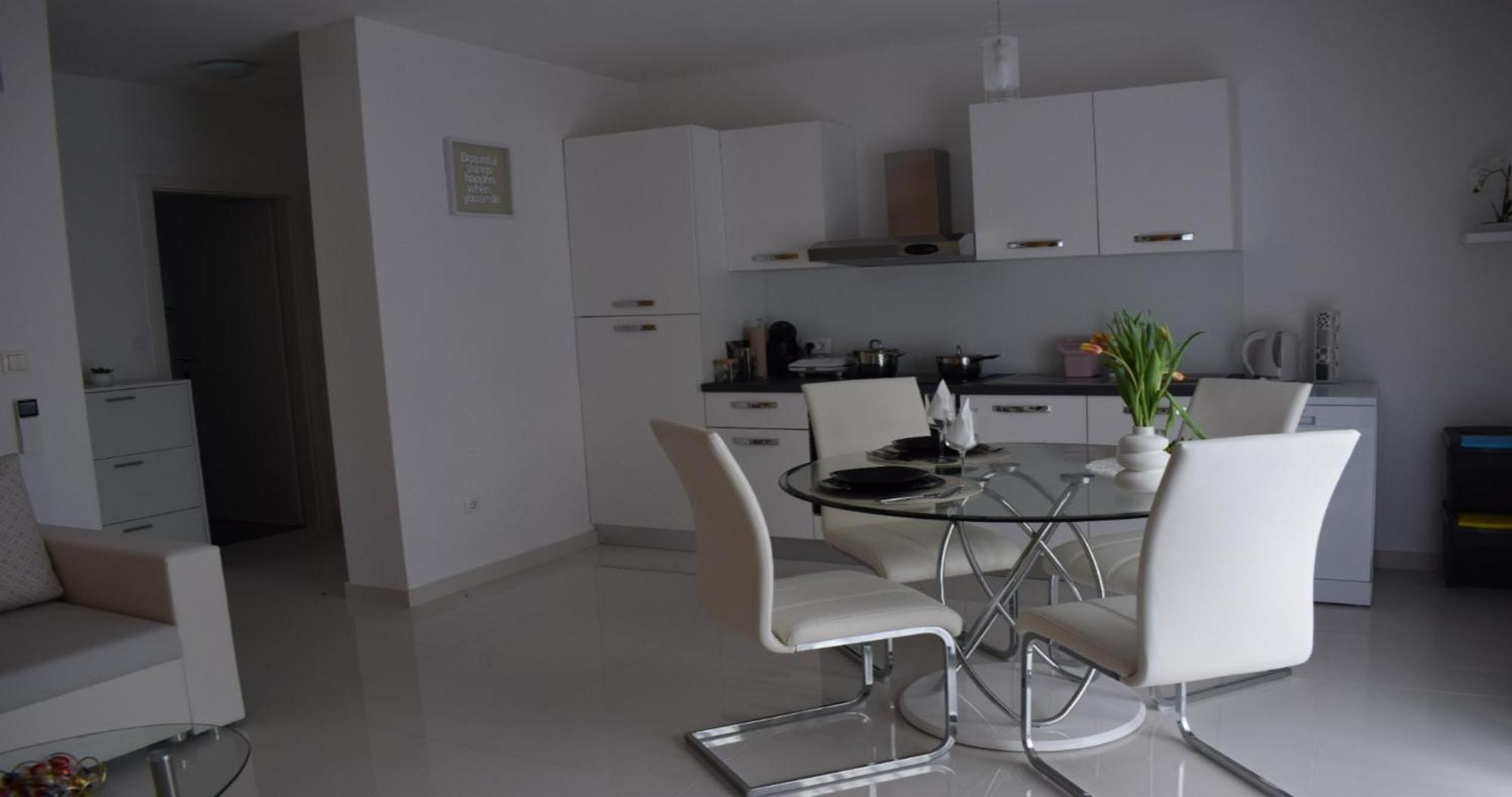 Apartmani Foresta Kras Exterior foto